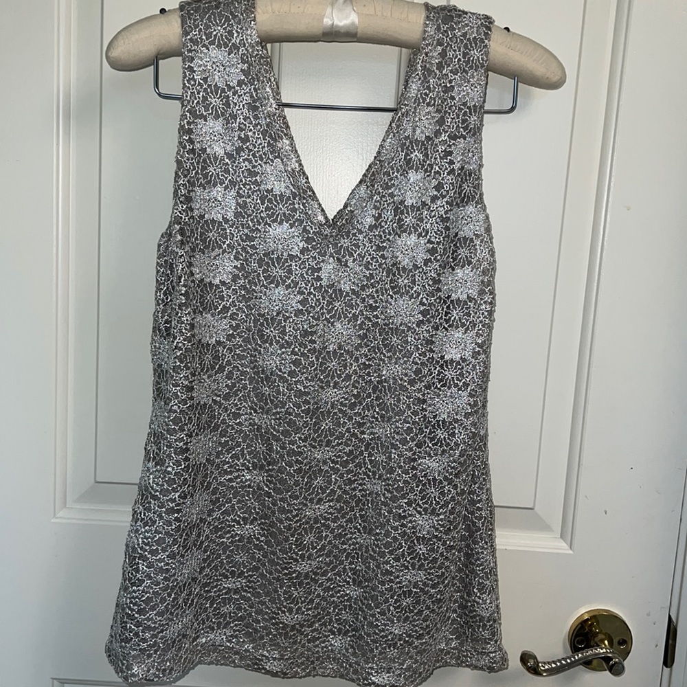 Banana Republic Petite Silver Floral Tank Top